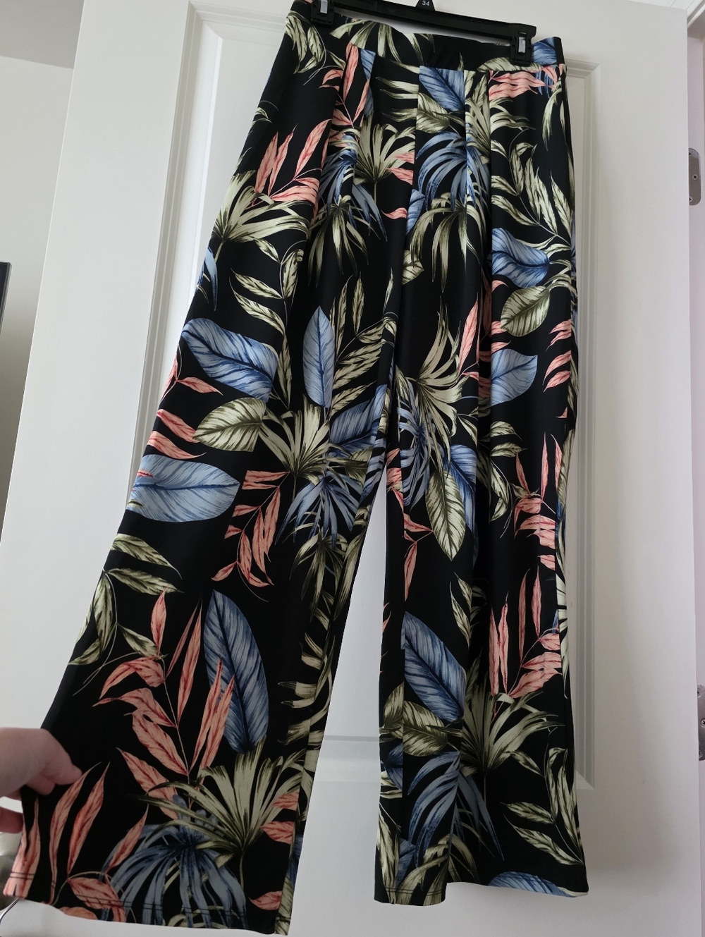 Philosophy Wide Leg Pleated Flowey Pants Tropical Preppy Coastal Womens M NWOT